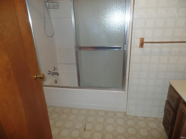 $279,000 | 15312 West 50th Road North, Linton, IN 47441