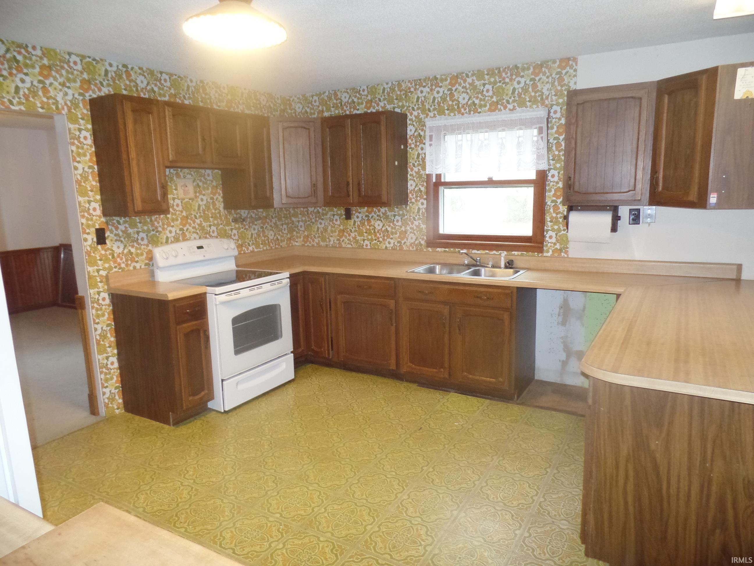 15312 West 50th Road North Linton, IN 47441 - Photo 5 of 26