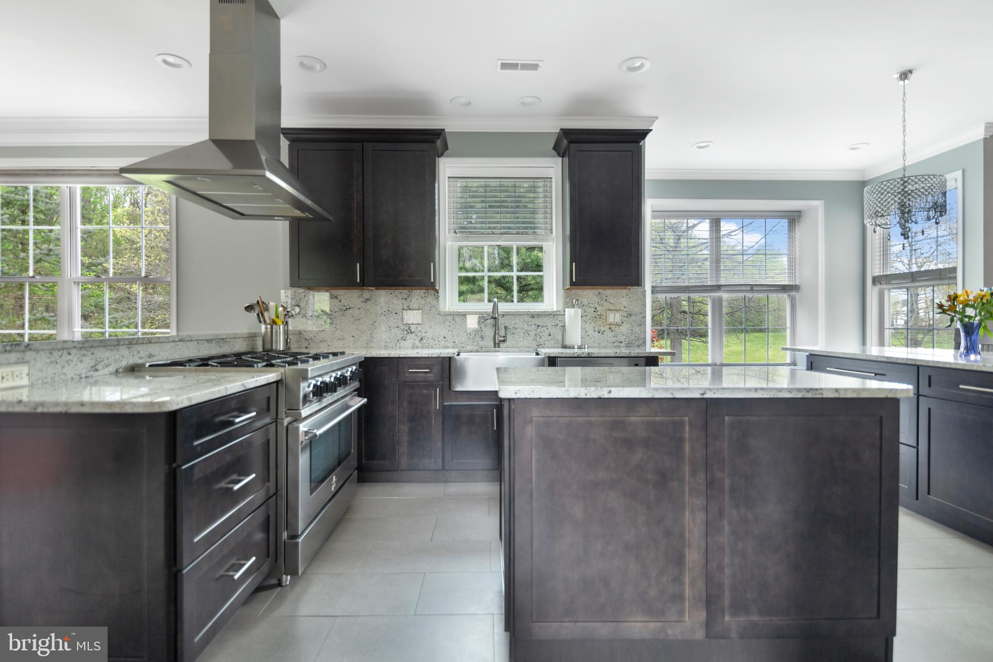 30 Stratton Lane Sewell, NJ 08080 - Photo 9 of 36