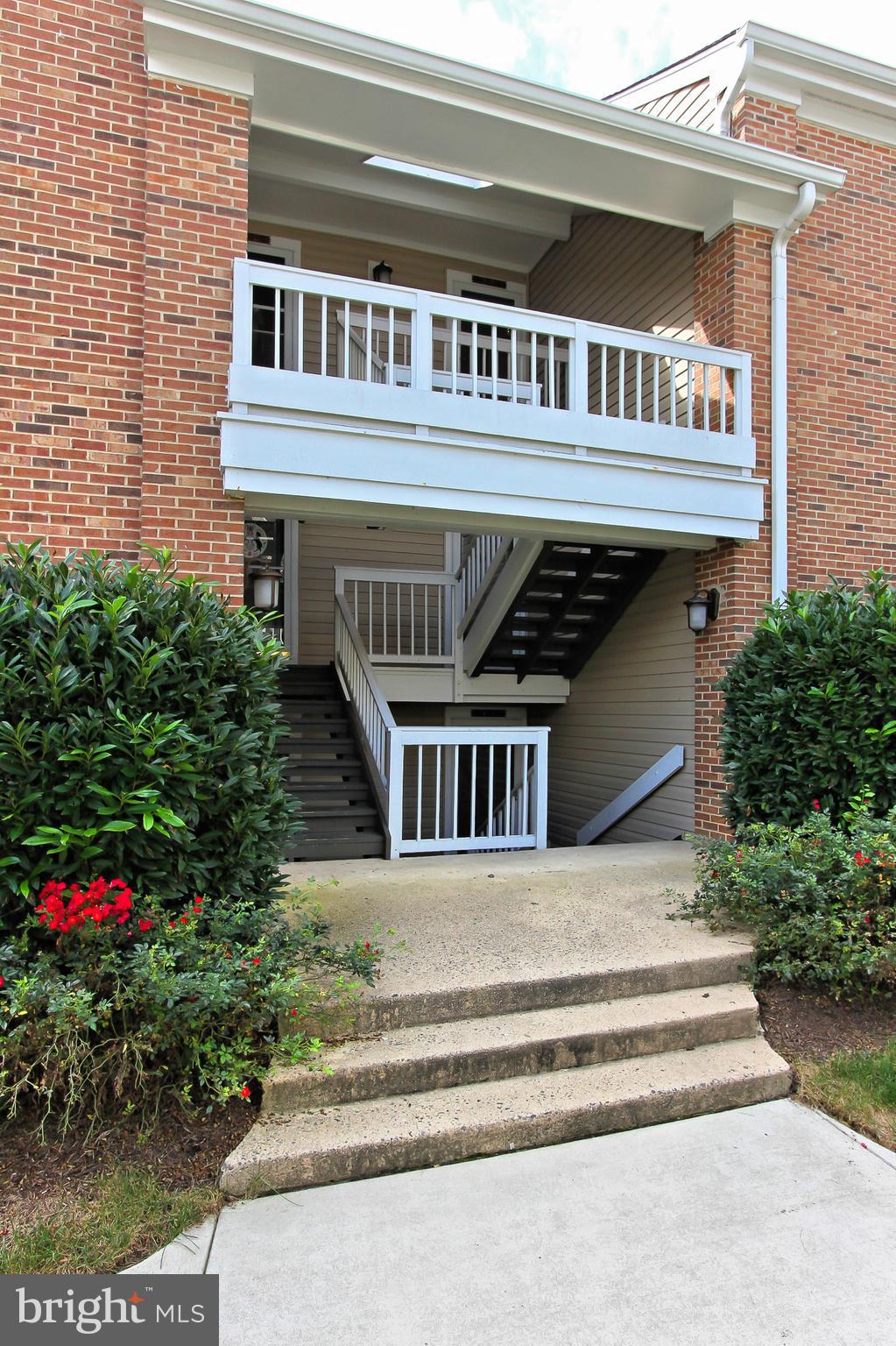 4525 28th Road South, Unit F Arlington, VA 22206 - Photo 2 of 24 Exterior (Front)