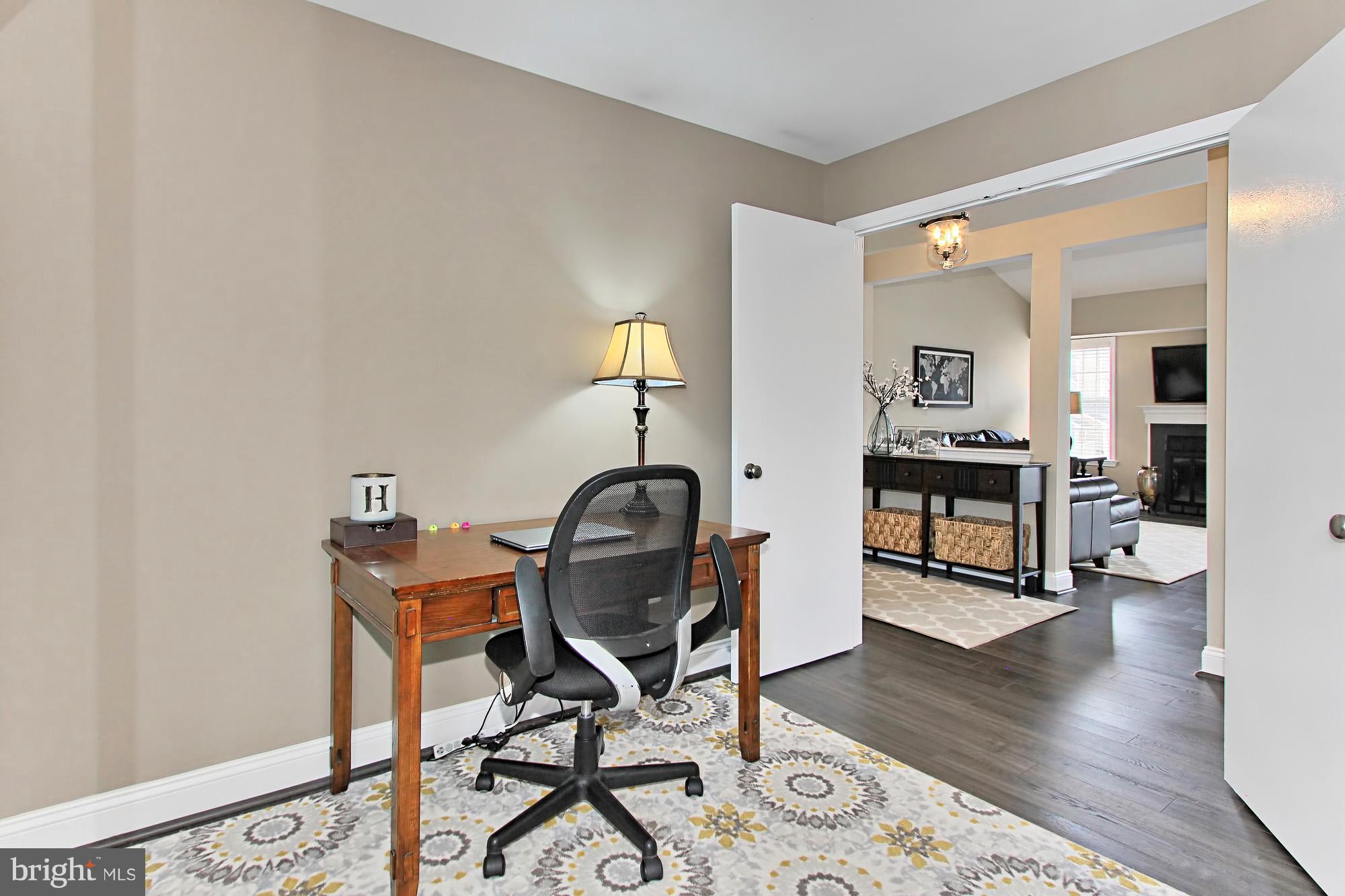 4525 28th Road South, Unit F Arlington, VA 22206 - Photo 20 of 24 Bedroom