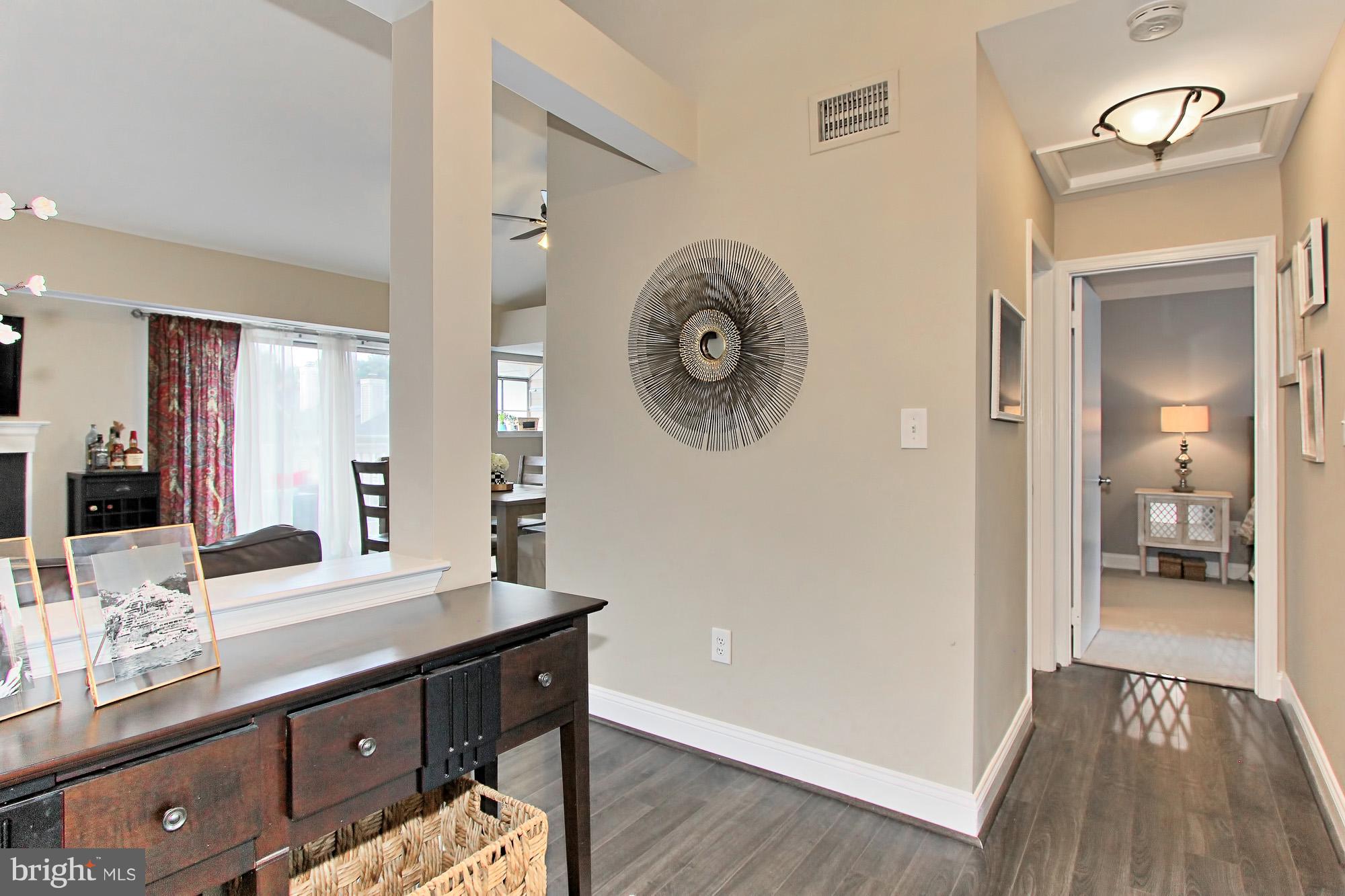 4525 28th Road South, Unit F Arlington, VA 22206 - Photo 4 of 24 Interior (General)