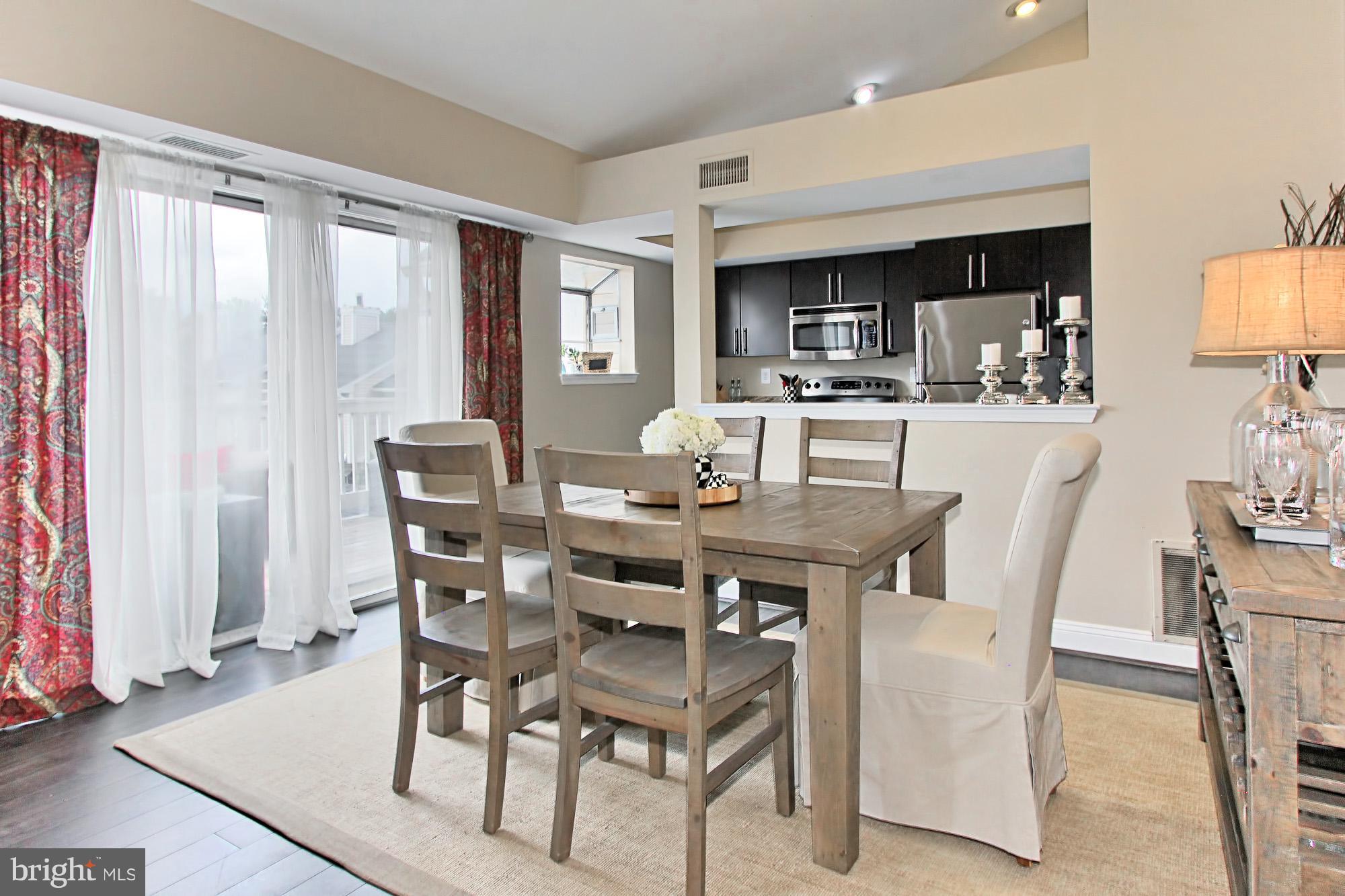 4525 28th Road South, Unit F Arlington, VA 22206 - Photo 10 of 24 Dining Room