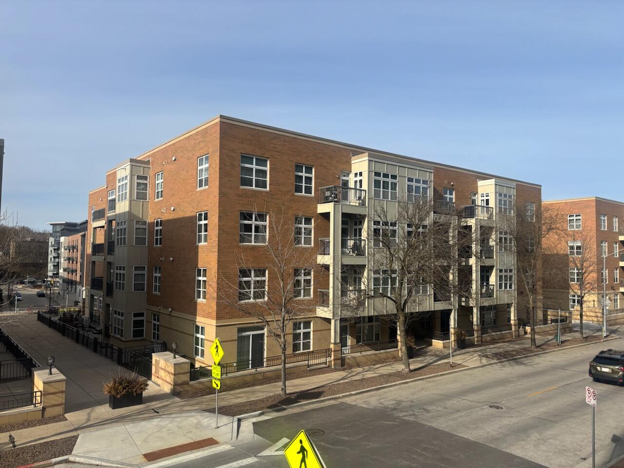 1915 North Water Street, Unit 300 Milwaukee, WI 53202 - Photo 1 of 28 Front of Building