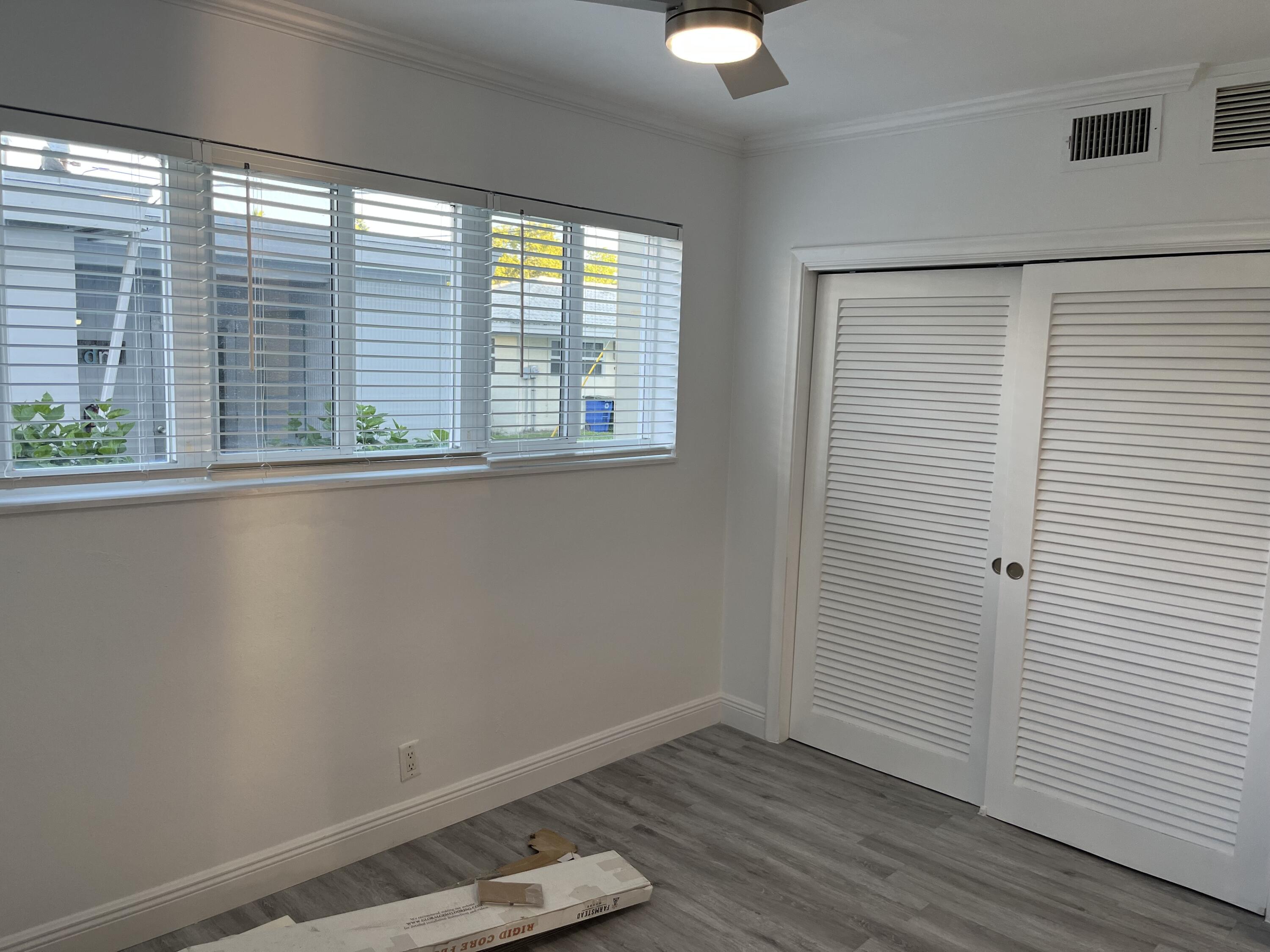 2748 Northeast 28th Avenue, Unit 2 Lighthouse Point, FL 33064 - Photo 14 of 38 IMG_9492