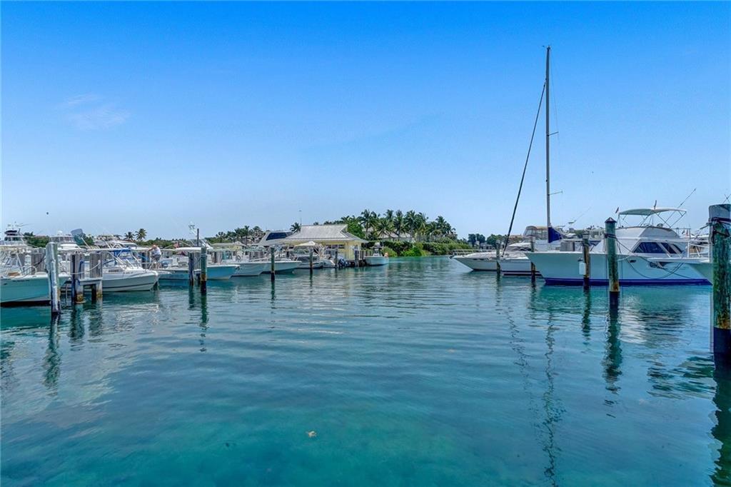2748 Northeast 28th Avenue, Unit 2 Lighthouse Point, FL 33064 - Photo 36 of 38 GetMedia_LHP Marina 3