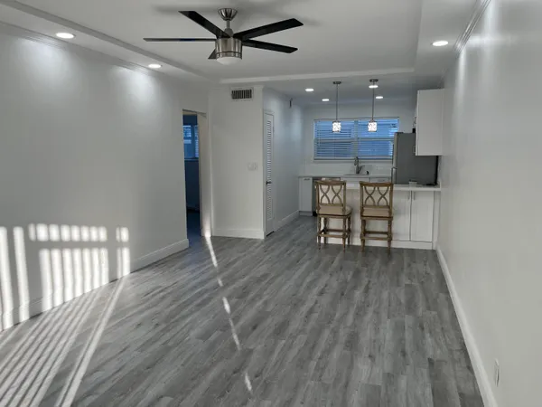 $2,550 | 2748 Northeast 28th Avenue, Unit 2, Lighthouse Point, FL 33064