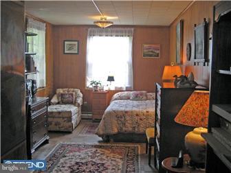 372 Ainslie Road Huntingdon Valley, PA 19006 - Photo 6 of 12 Bedroom 4