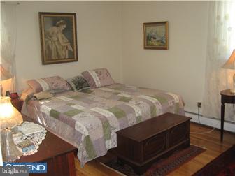 372 Ainslie Road Huntingdon Valley, PA 19006 - Photo 8 of 12 Bedroom - Main