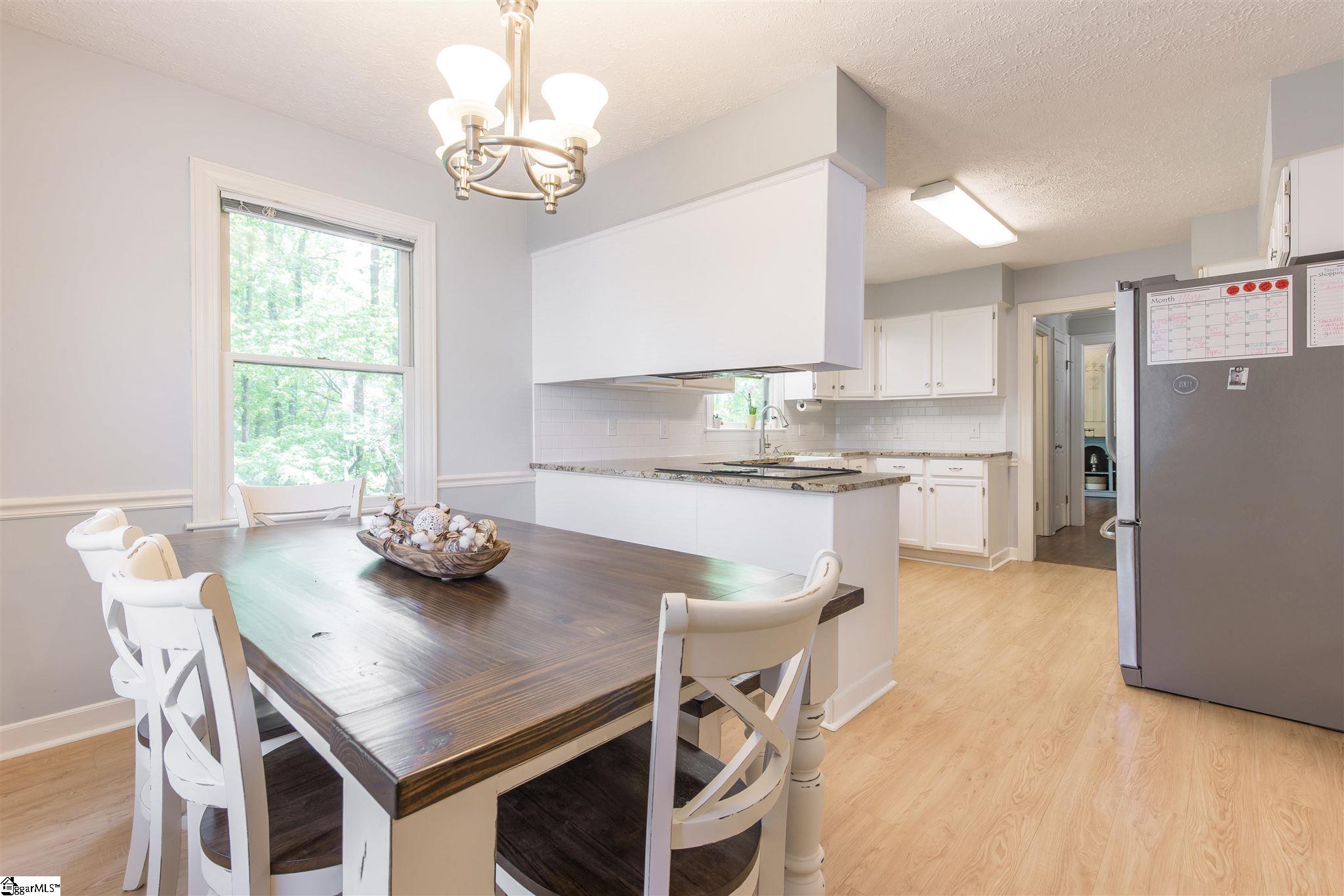 503 Foxhound Road Simpsonville, SC 29680 - Photo 8 of 31 Gallery Image 8