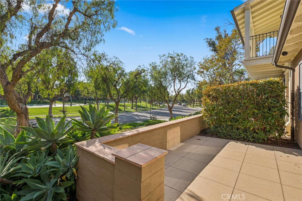 22 Ridge Valley Irvine, CA 92618 - Photo 4 of 30 Gallery Image 4