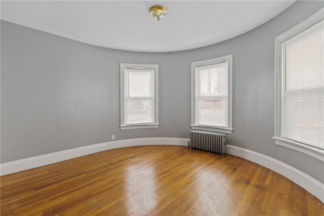 378 Park Place Woonsocket, RI 02895 - Photo 13 of 31 Gallery Image 13