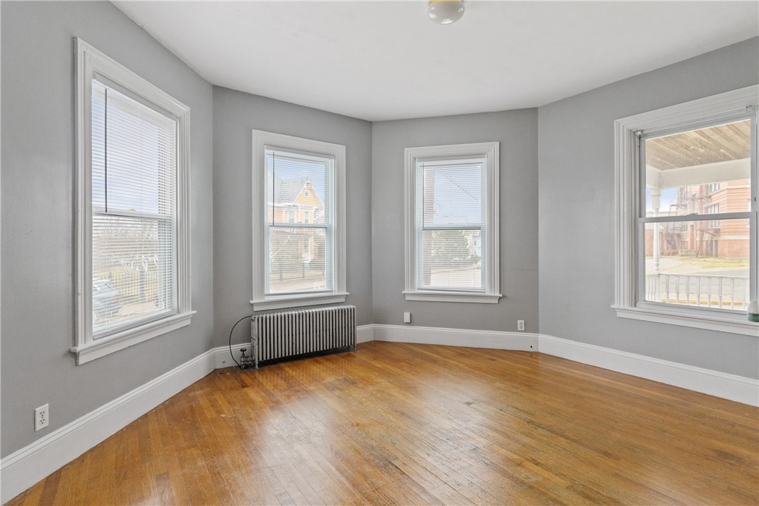 378 Park Place Woonsocket, RI 02895 - Photo 9 of 31 Gallery Image 9