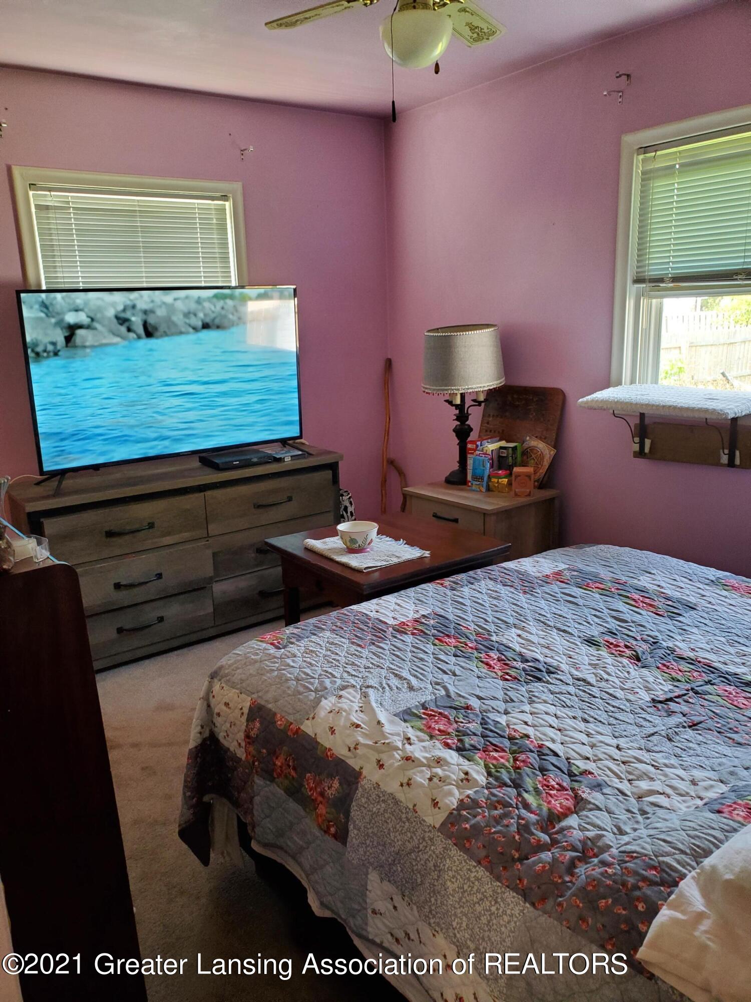 6016 Schafer Road Lansing, MI 48911 - Photo 17 of 34 20210728_105934