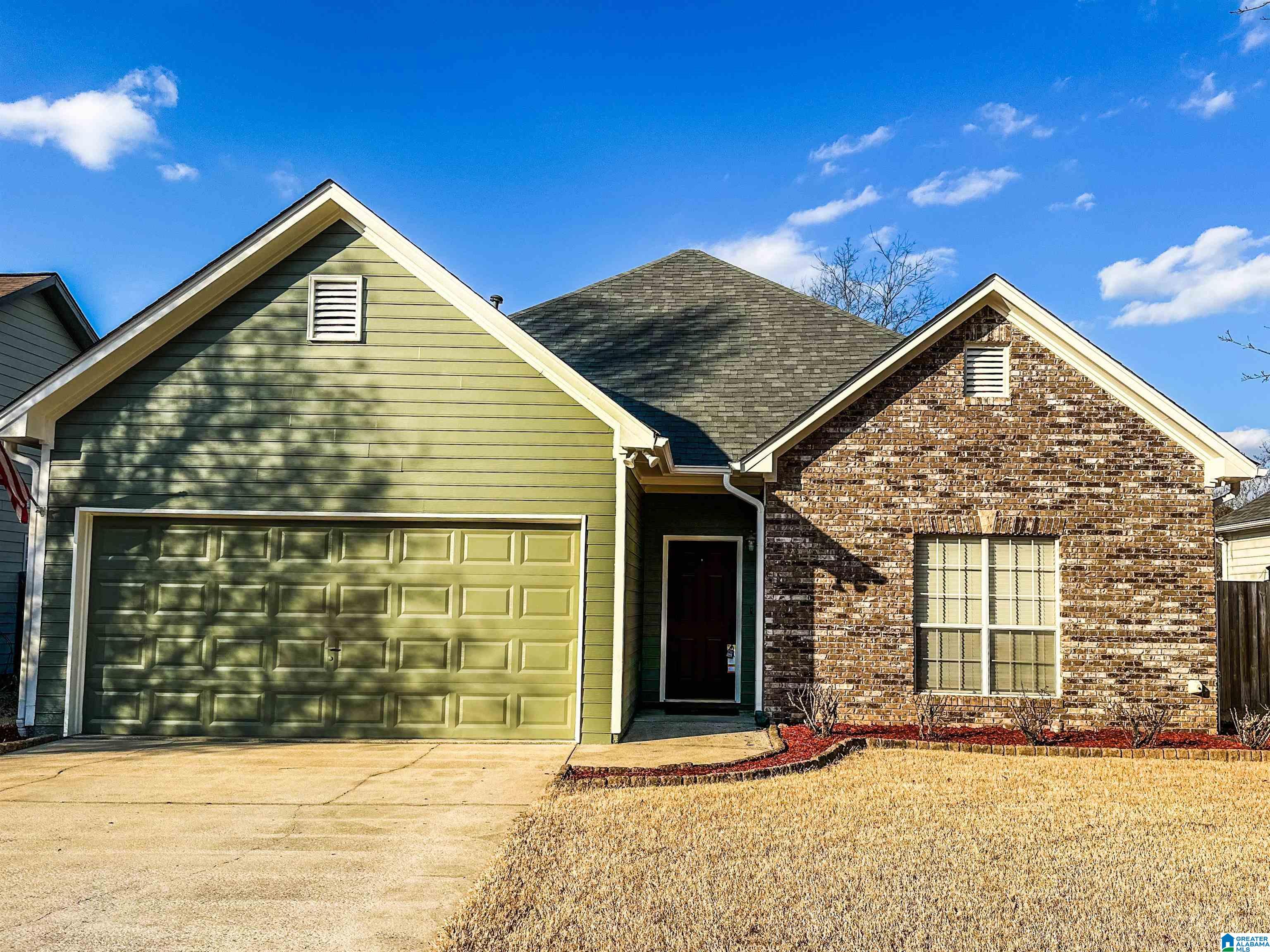 8564 Dover Drive Leeds, AL 35094 - Photo 1 of 37