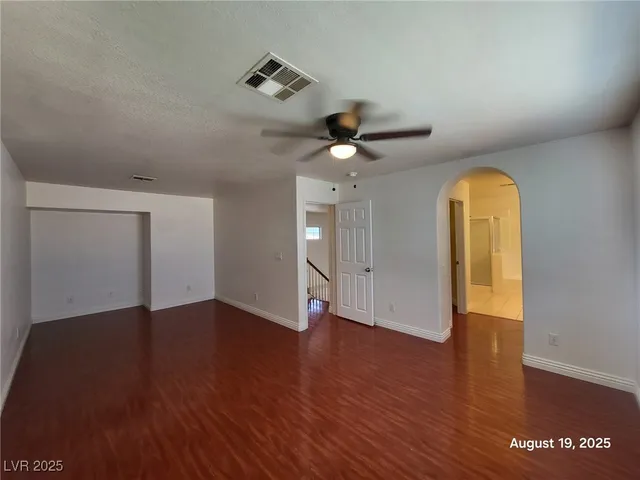 $2,330 | 1158 Founders Court, Henderson, NV 89074