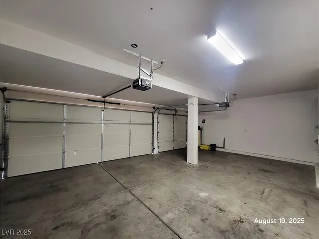 $2,330 | 1158 Founders Court, Henderson, NV 89074