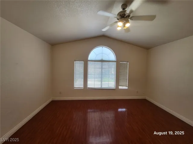 $2,330 | 1158 Founders Court, Henderson, NV 89074