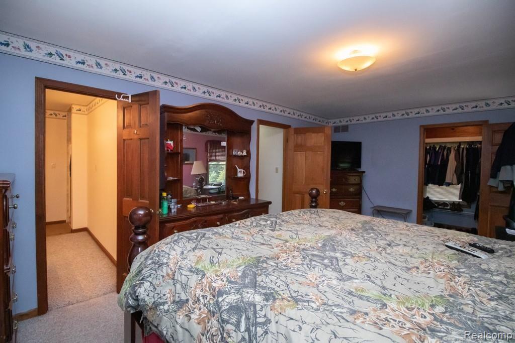 7726 North Gregory Road Fowlerville, MI 48836 - Photo 21 of 41 IMG_4070.jpg