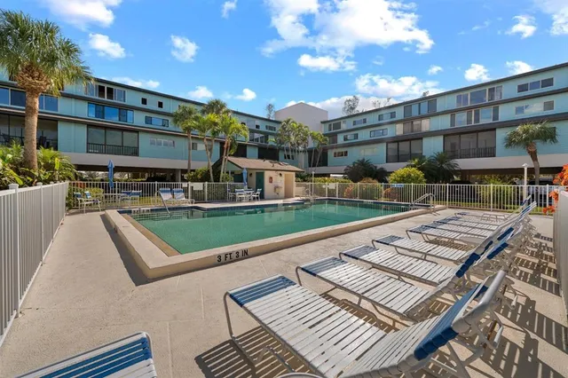 $5,000 | 9604 Cortez Road West, Unit 136, Bradenton, FL 34210