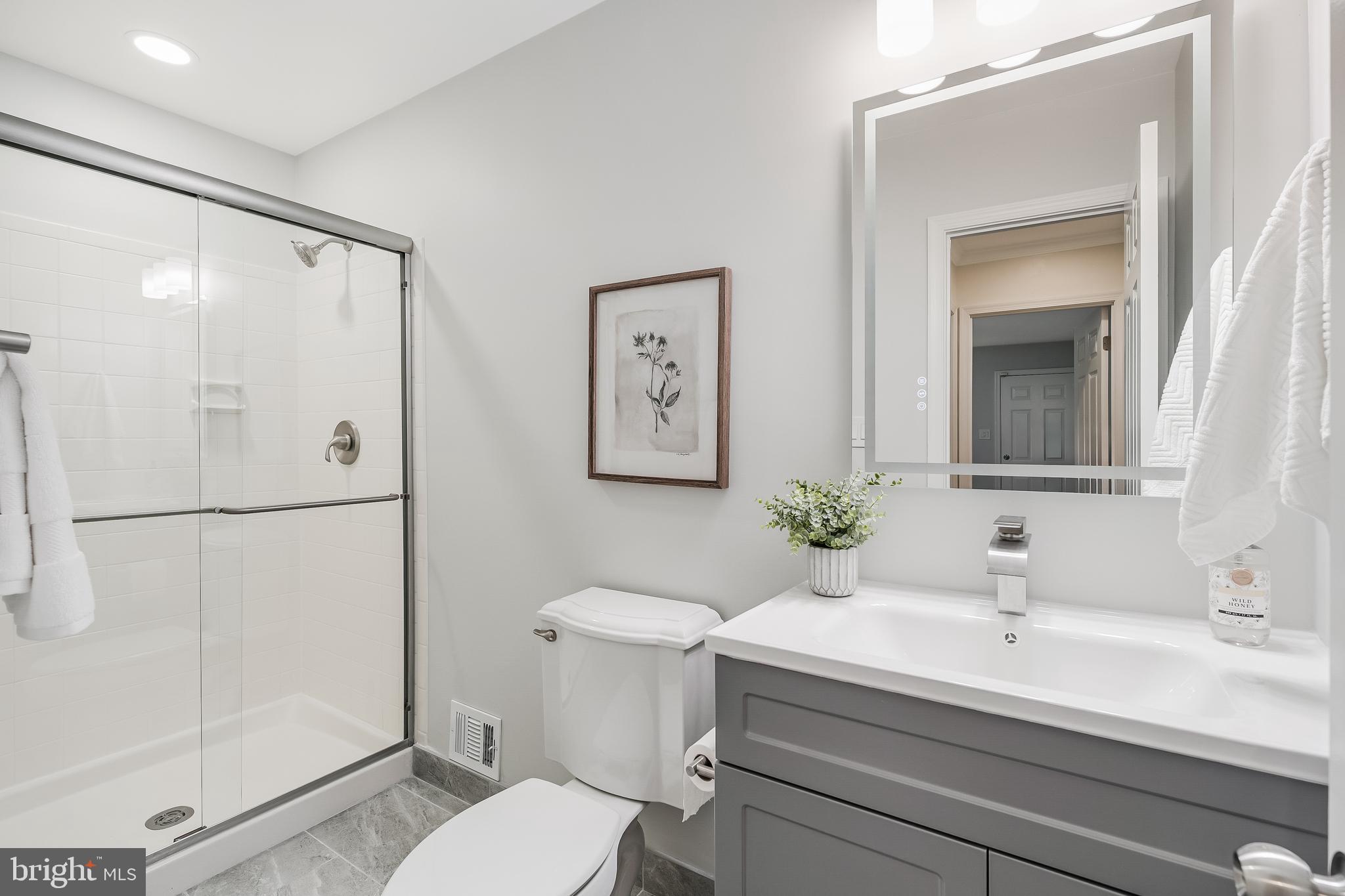 10812 Hunt Club Road Reston, VA 20190 - Photo 31 of 74