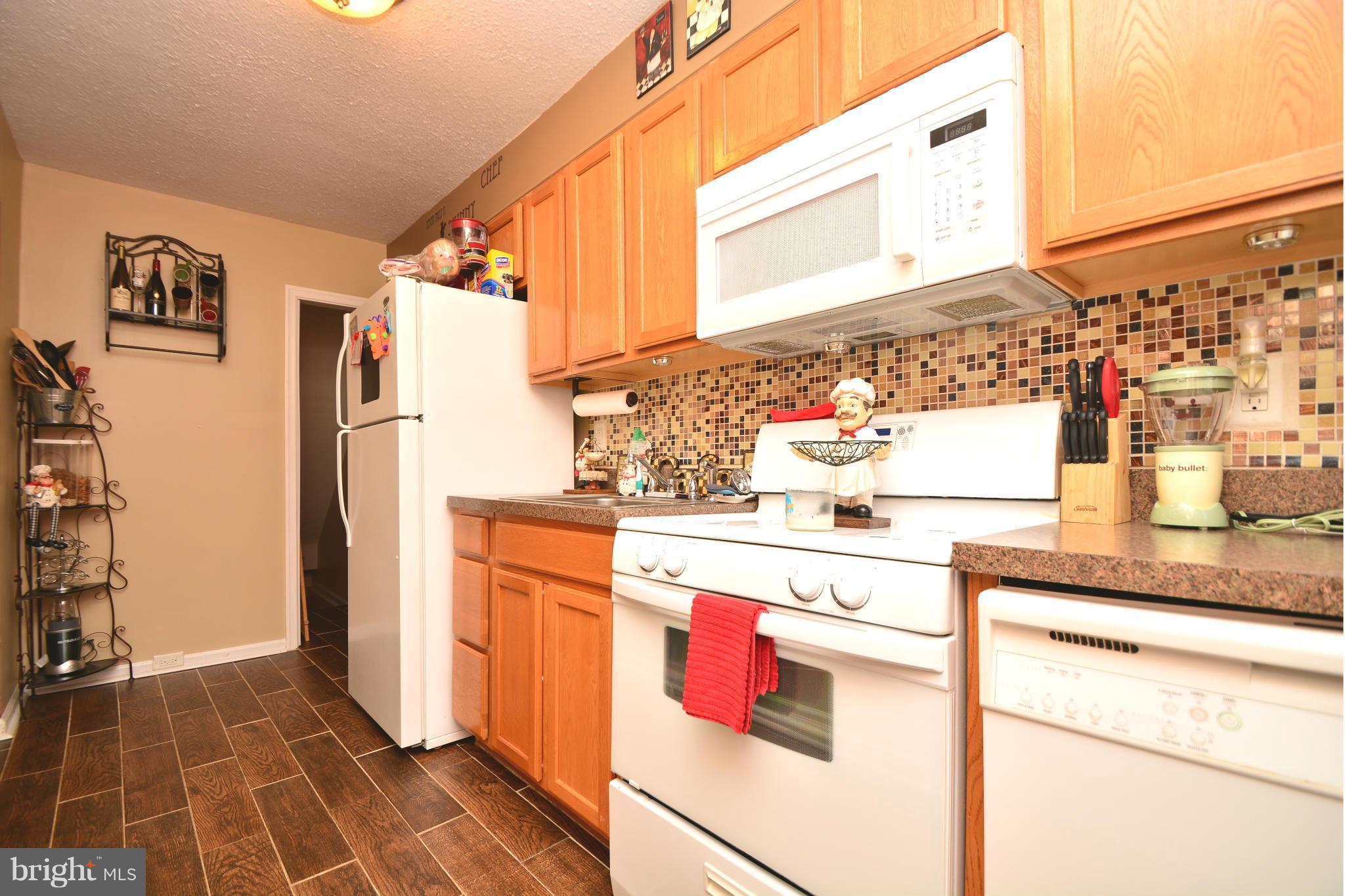 7520 Rabon Avenue Baltimore, MD 21222 - Photo 12 of 30 Kitchen