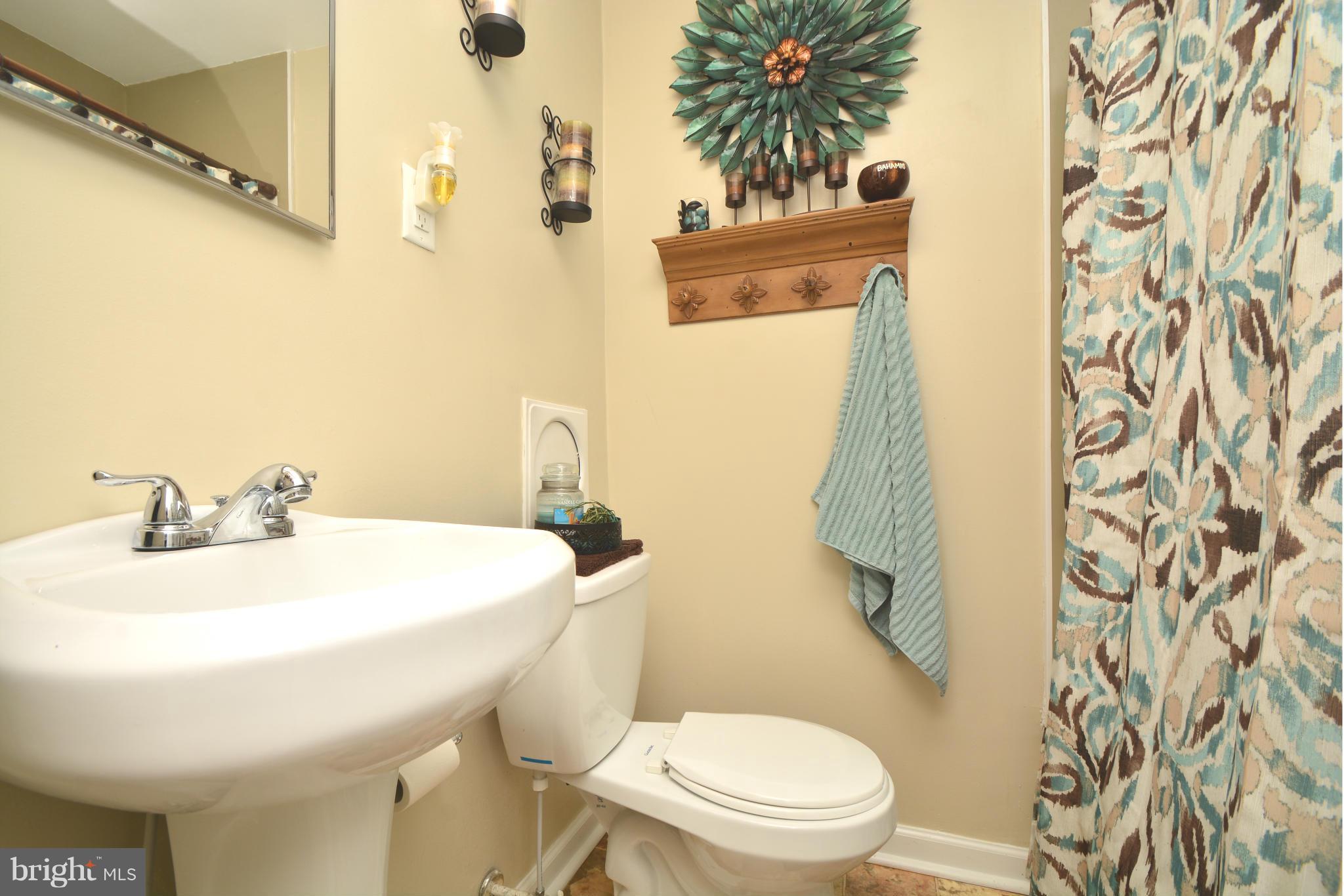 7520 Rabon Avenue Baltimore, MD 21222 - Photo 17 of 30 Bath