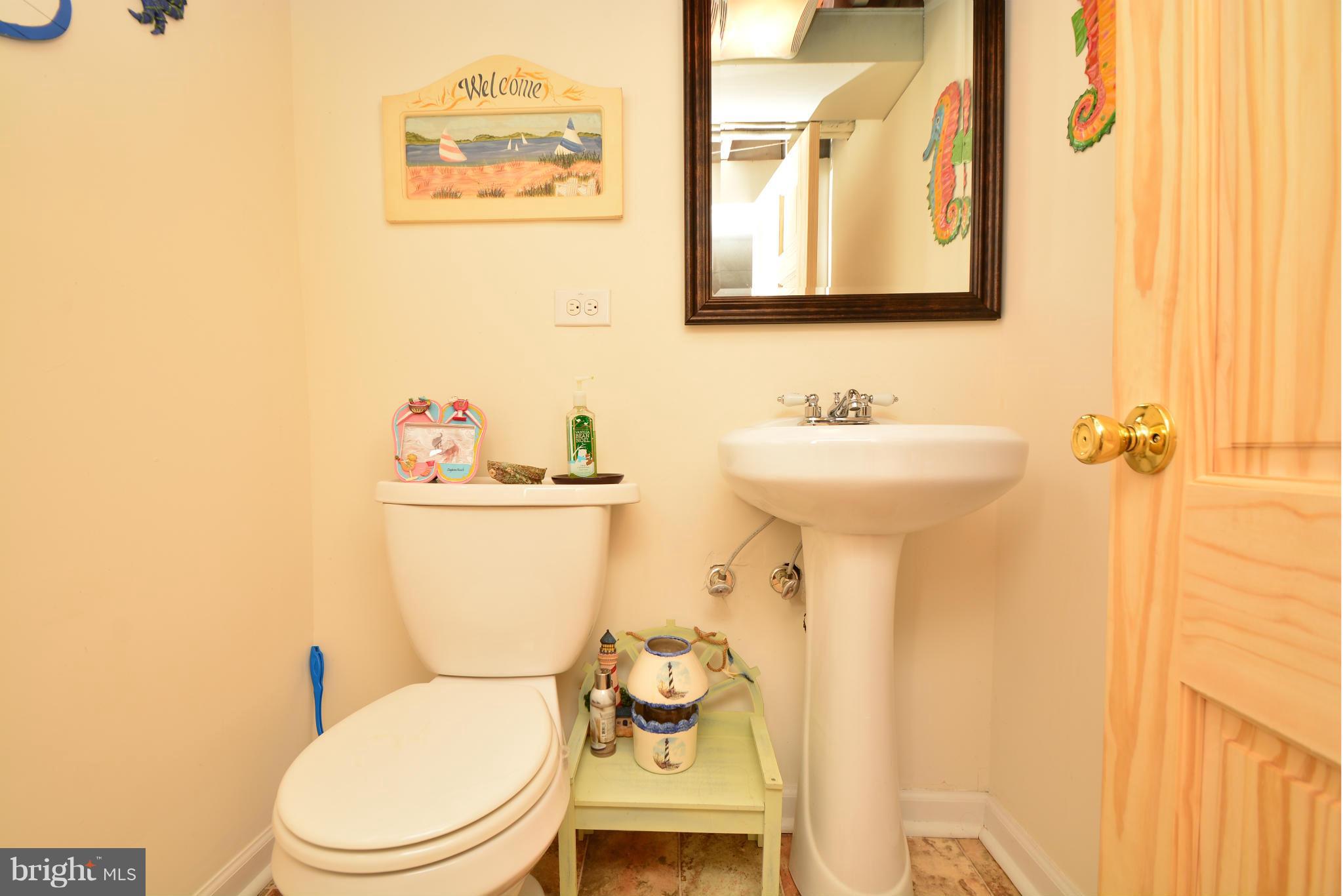 7520 Rabon Avenue Baltimore, MD 21222 - Photo 21 of 30 Bath