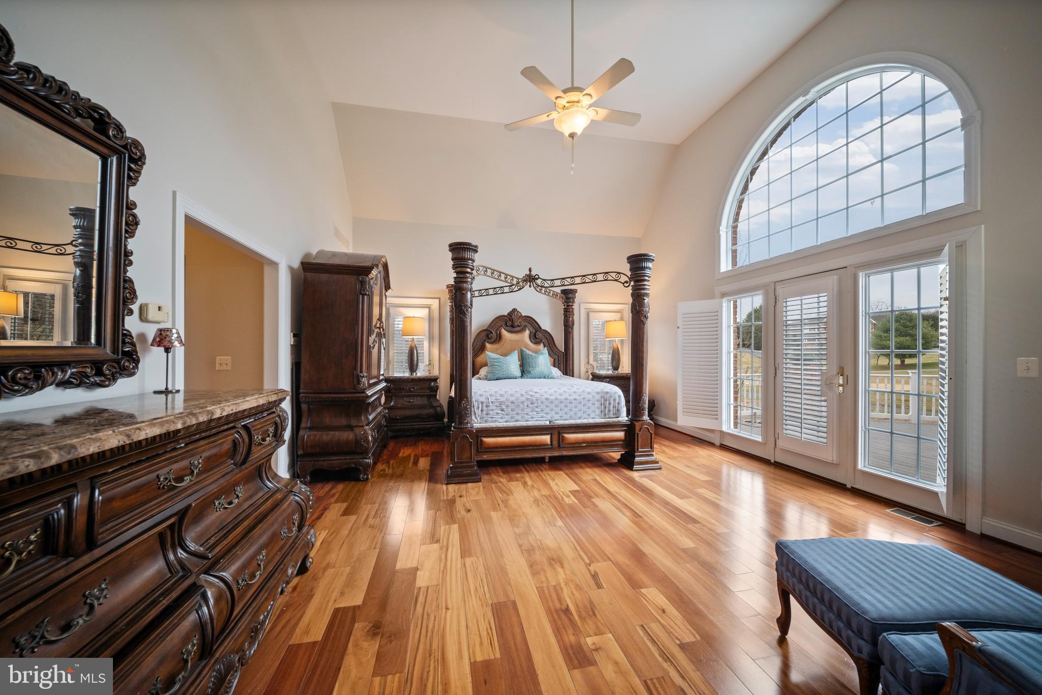 505 Pond View Lane Hunt Valley, MD 21030 - Photo 26 of 79 First floor primary bedroom suite