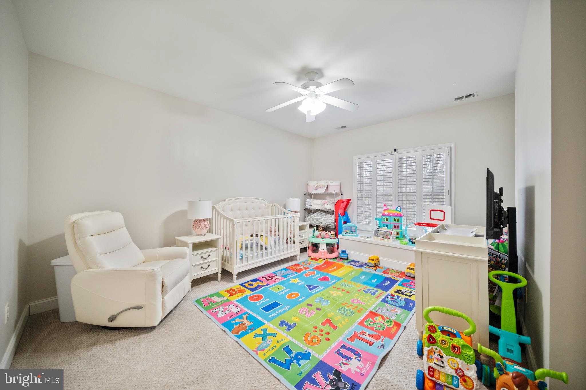 505 Pond View Lane Hunt Valley, MD 21030 - Photo 46 of 79 Bedroom/Nursery w attached bath & walk-in closet