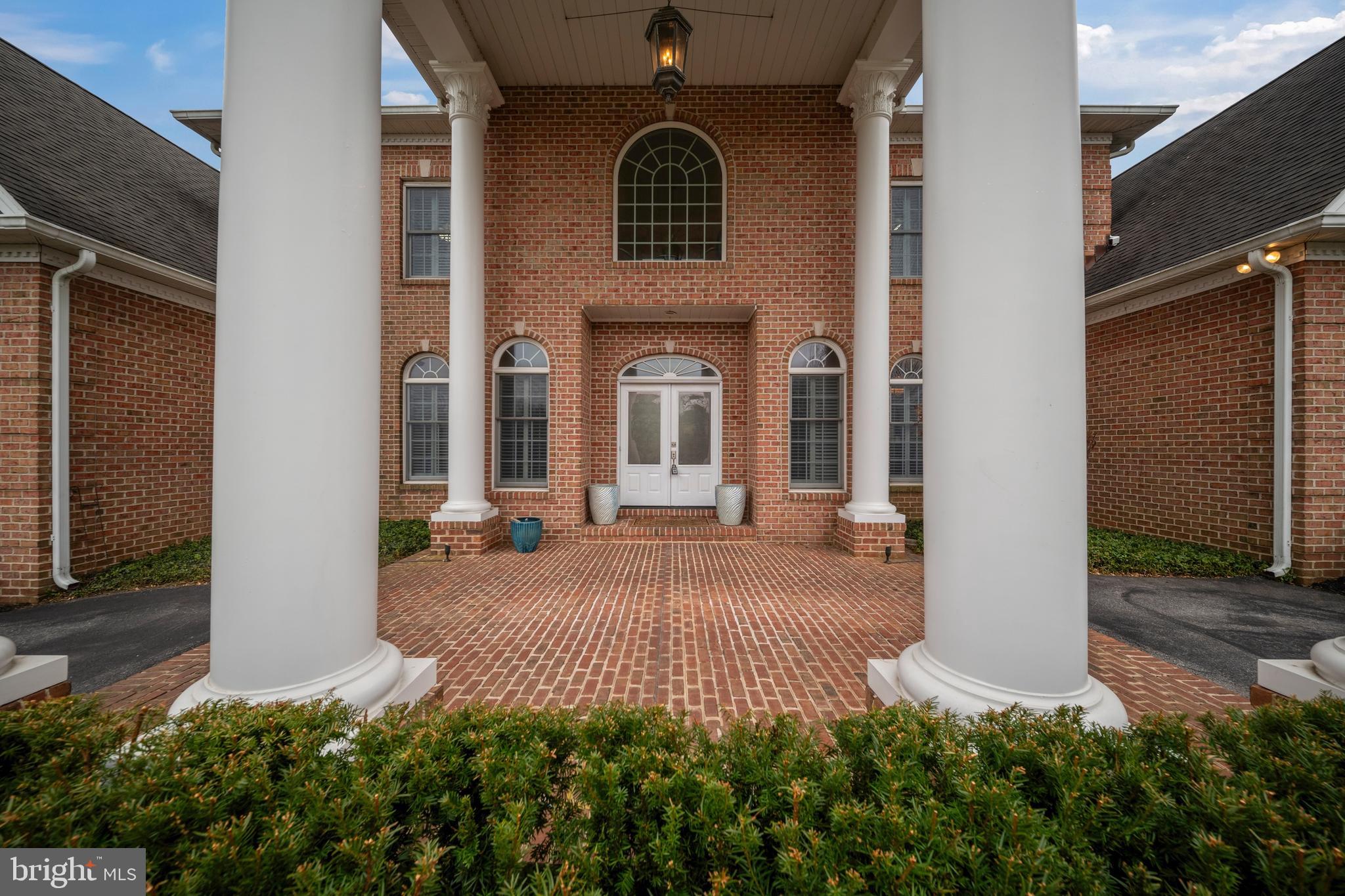 505 Pond View Lane Hunt Valley, MD 21030 - Photo 5 of 79 Front entrance with covered portico