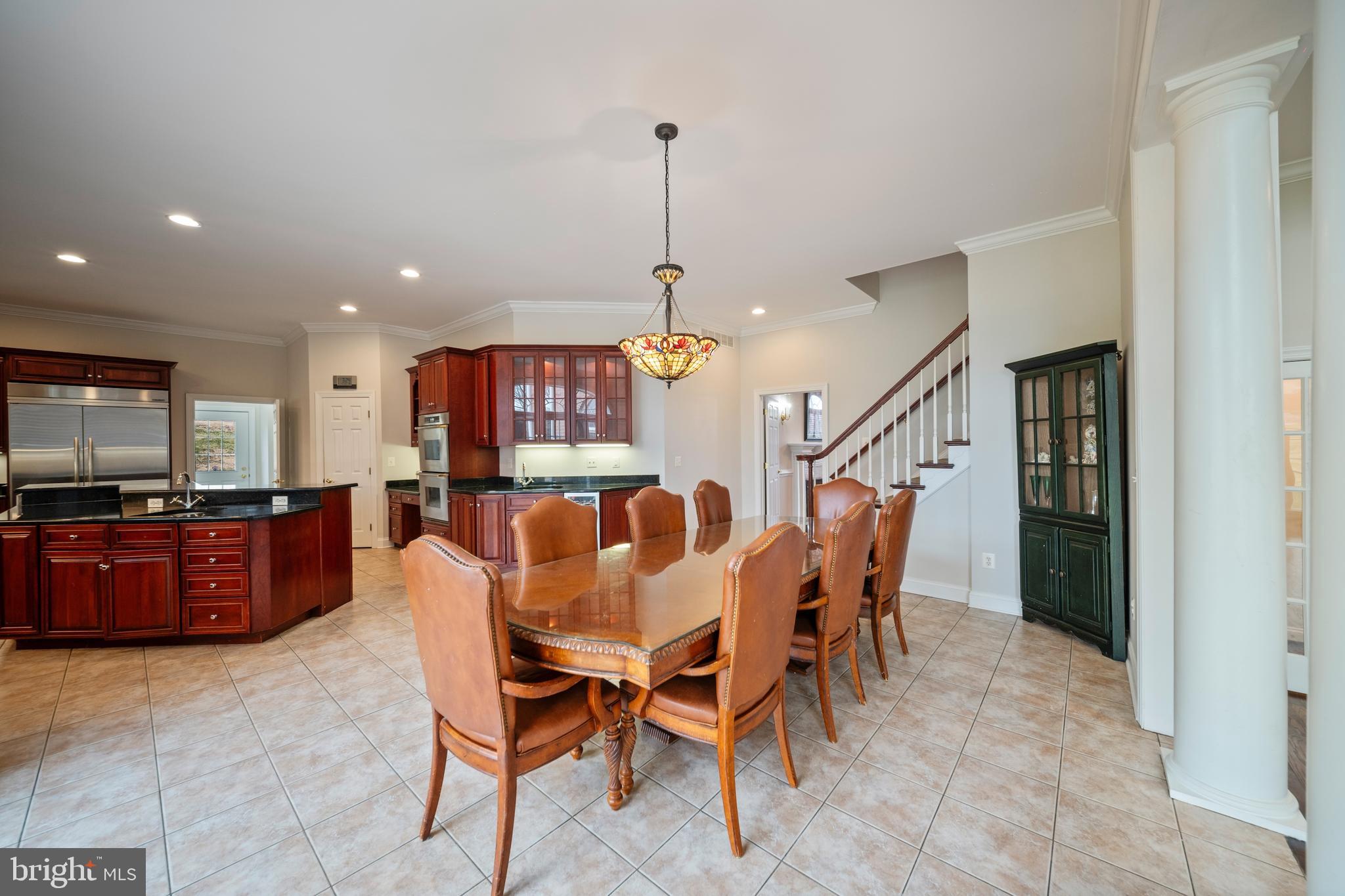 505 Pond View Lane Hunt Valley, MD 21030 - Photo 76 of 104 Dining near kitchen and living room