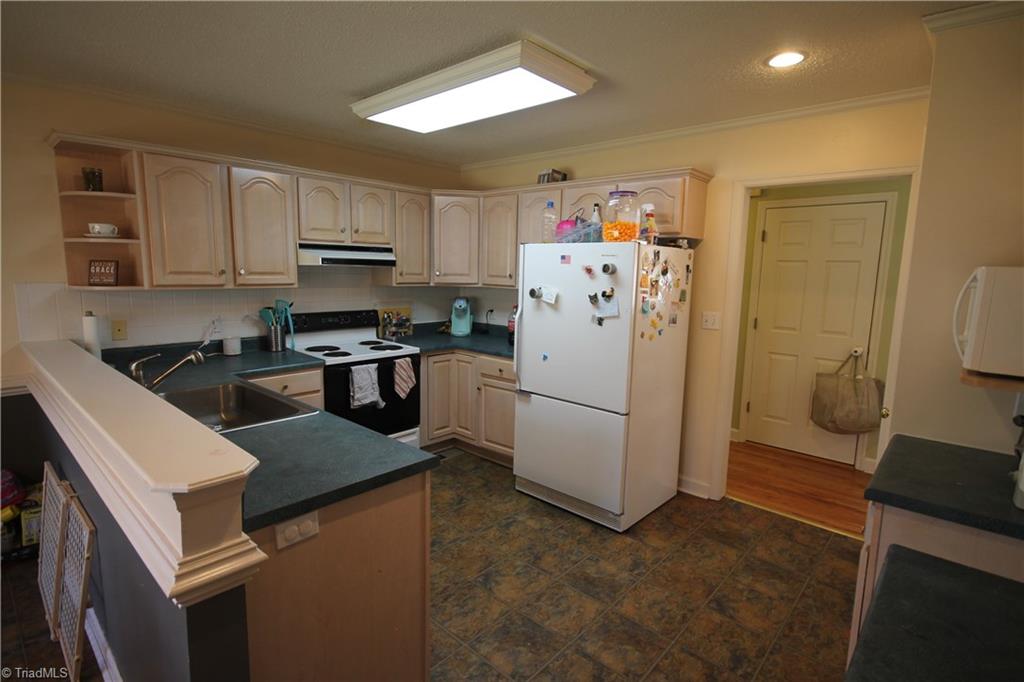 1285 Carroll Road Germanton, NC 27019 - Photo 7 of 27