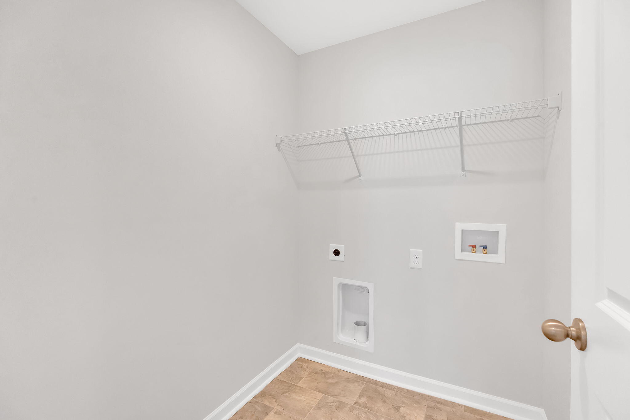 1240 Cherry Grove Greeneville, TN 37745 - Photo 6 of 14 6-web-or-mls-217A0416