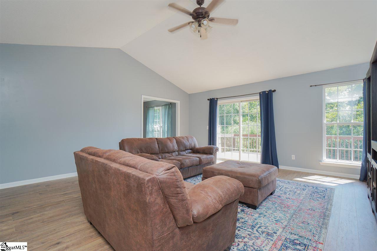 349 Sunset Road Landrum, SC 29356 - Photo 3 of 21