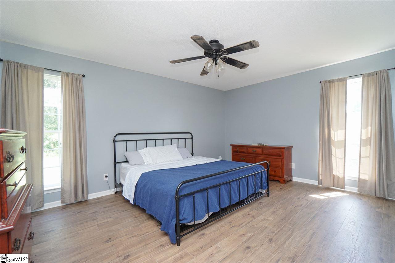 349 Sunset Road Landrum, SC 29356 - Photo 9 of 21