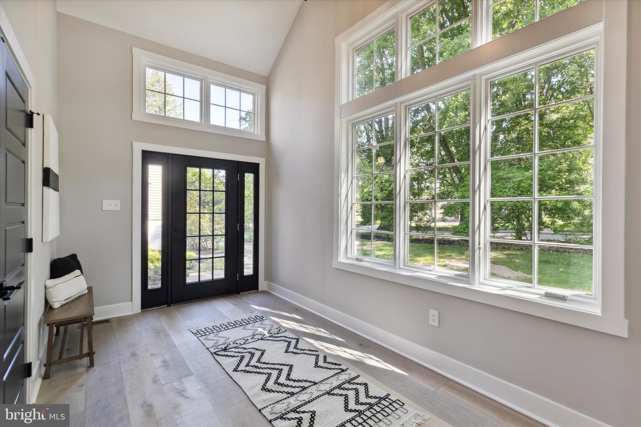 1110 West Valley Road Wayne, PA 19087 - Photo 5 of 91 Grand Formal Entryway