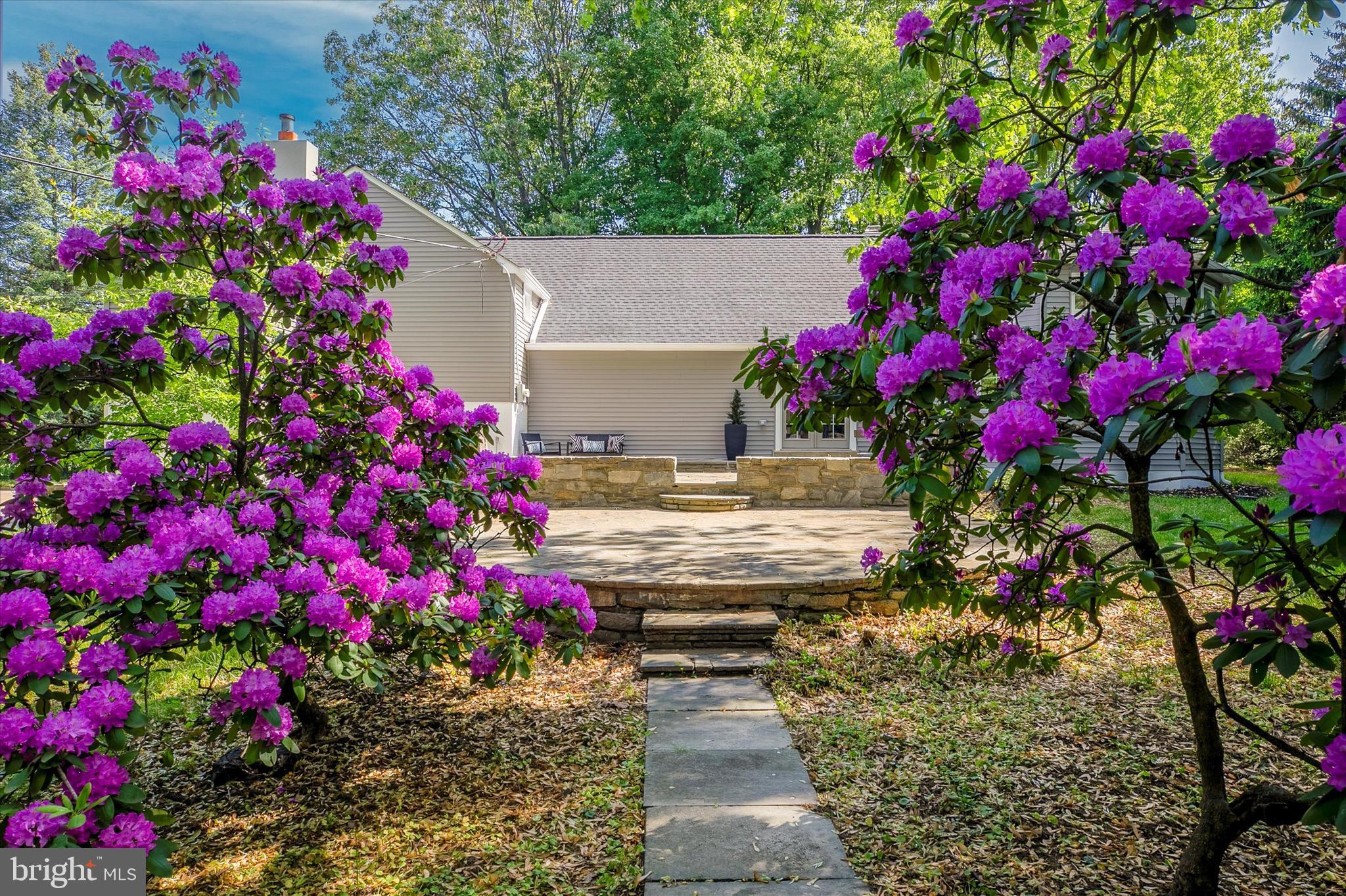 1110 West Valley Road Wayne, PA 19087 - Photo 77 of 91 Stone Patio