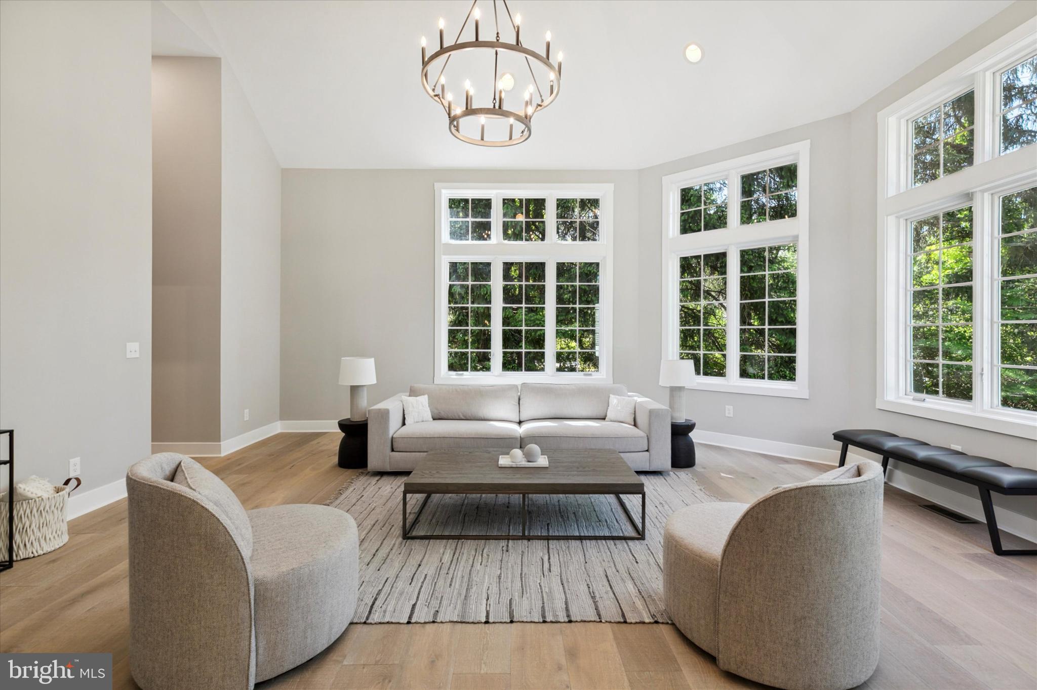 1110 West Valley Road Wayne, PA 19087 - Photo 10 of 91 Double Height Windows