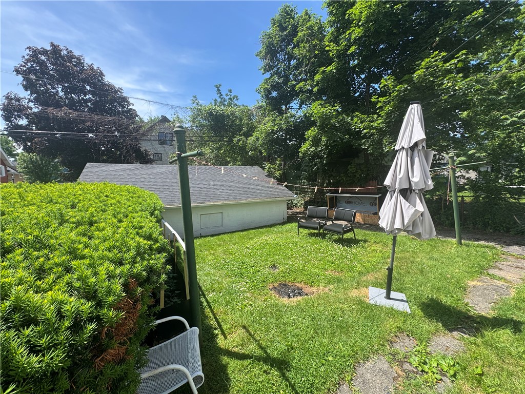 449-451 Clay Avenue Rochester, NY 14613 - Photo 7 of 33