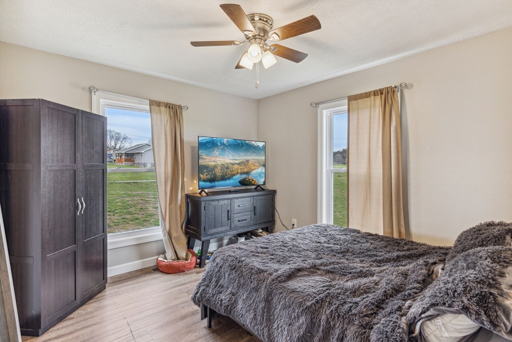 1163 Camellia Road Newport, TN 37821 - Photo 13 of 31 Gallery Image 13