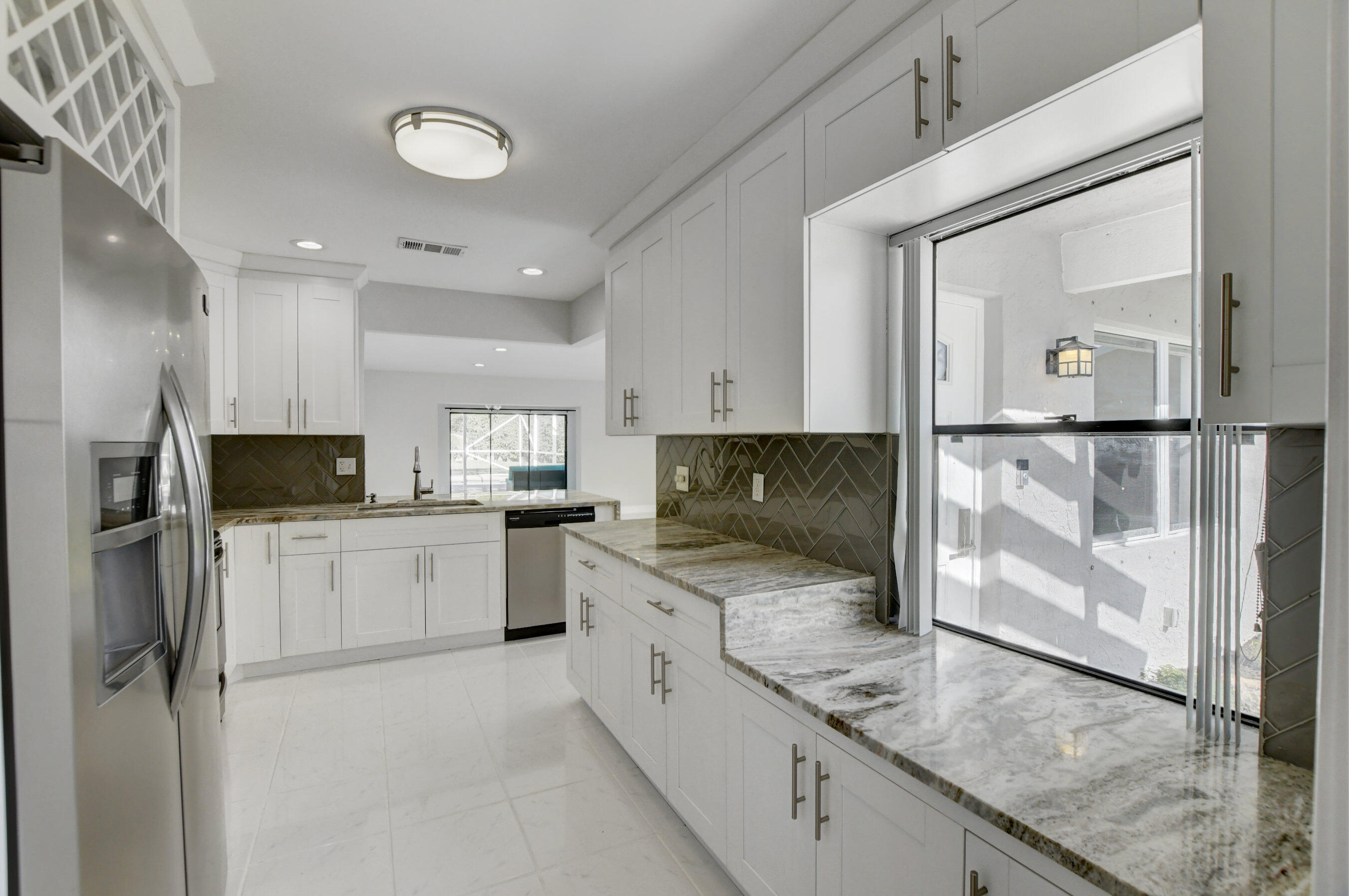 9501 Lancaster Place Boca Raton, FL 33434 - Photo 2 of 57 Kitchen