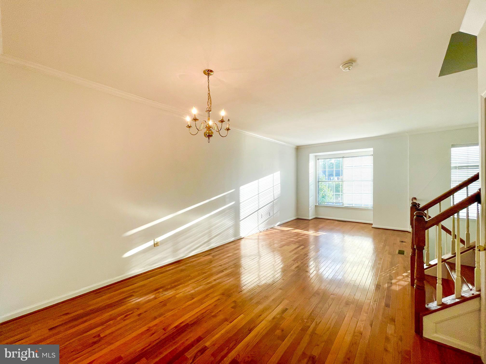 6360 Dakine Circle Springfield, VA 22150 - Photo 13 of 35 Dining Room/Living Area