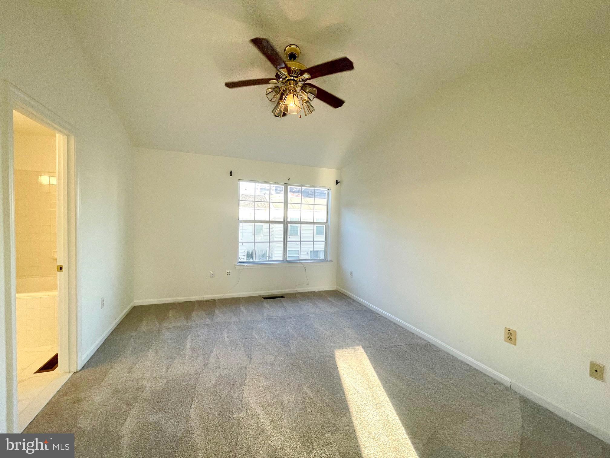6360 Dakine Circle Springfield, VA 22150 - Photo 21 of 35 Primary Suite