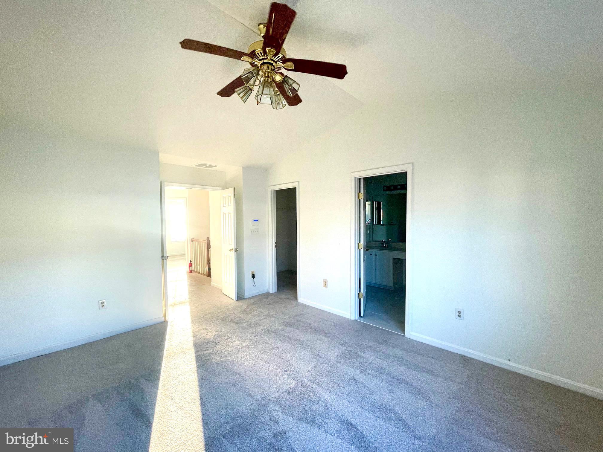 6360 Dakine Circle Springfield, VA 22150 - Photo 23 of 35 Primary Suite