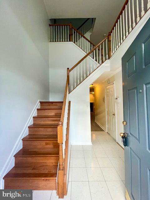 6360 Dakine Circle Springfield, VA 22150 - Photo 3 of 35 Front Entry Level