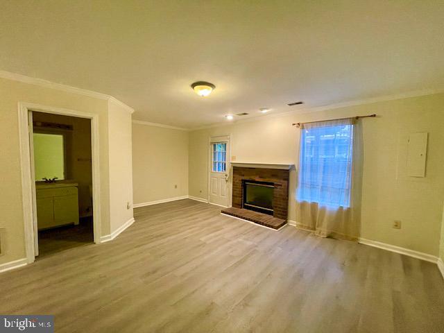 6360 Dakine Circle Springfield, VA 22150 - Photo 5 of 35 Ground Level Family Room