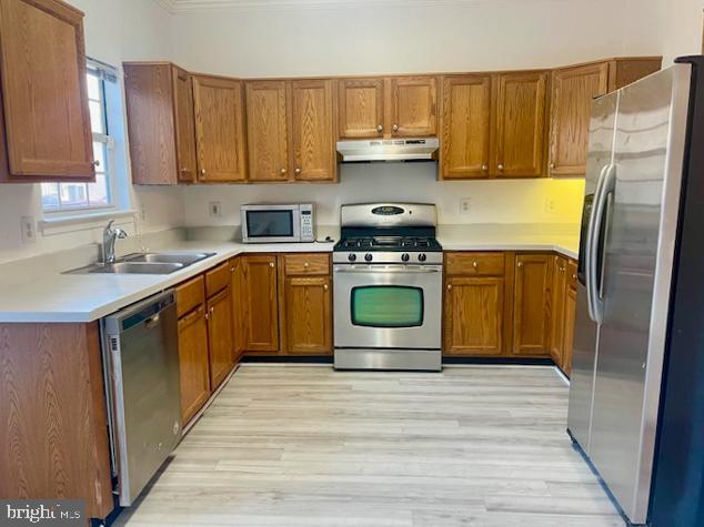 6360 Dakine Circle Springfield, VA 22150 - Photo 9 of 35 Kitchen