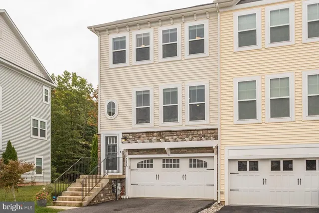 $3,150 | 311 Kahler Way, Glen Burnie, MD 21060