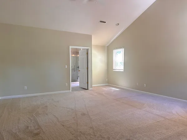 $399,000 | 15 Lake Indian Hills Circle, Carbondale, IL 62902